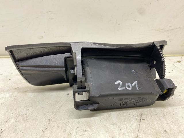 bontott RENAULT LAGUNA II Első Hamutartó