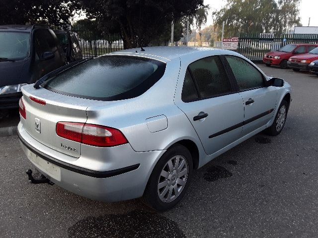 bontott RENAULT LAGUNA II Első Lökhárító Merevítő (Fém)