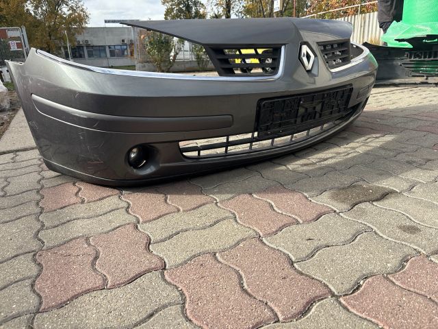 bontott RENAULT LAGUNA II Első Lökhárító (Részeivel)