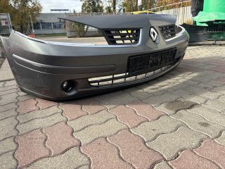 bontott RENAULT LAGUNA II Első Lökhárító (Részeivel)