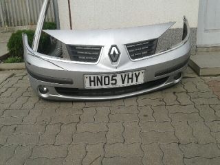 bontott RENAULT LAGUNA II Első Lökhárító (Üresen)