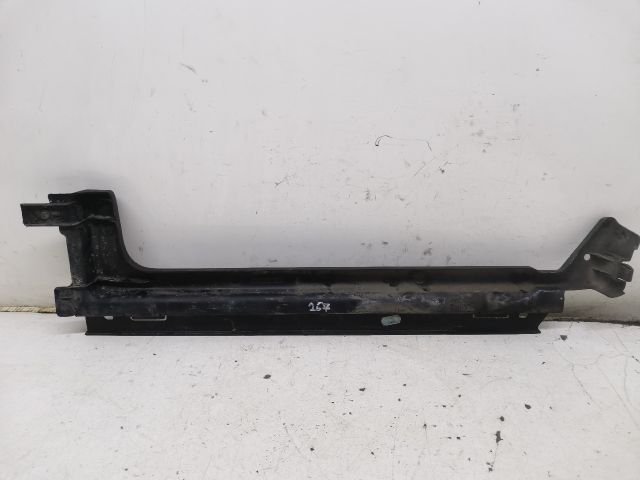 bontott RENAULT LAGUNA II Felső Hűtőburkolat