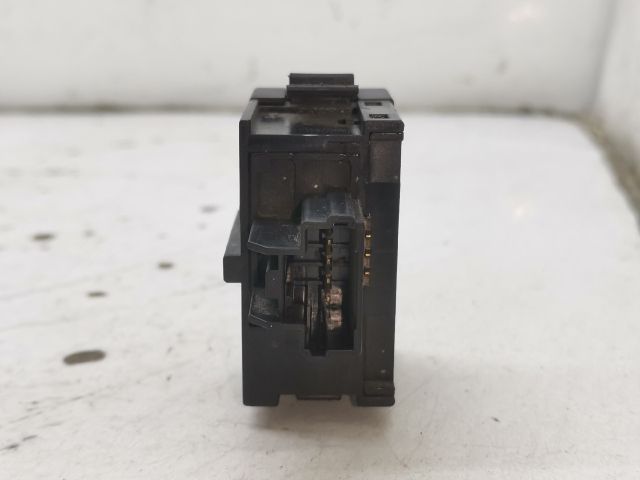 bontott RENAULT LAGUNA II Fényszórómagasság Állító Kapcsoló