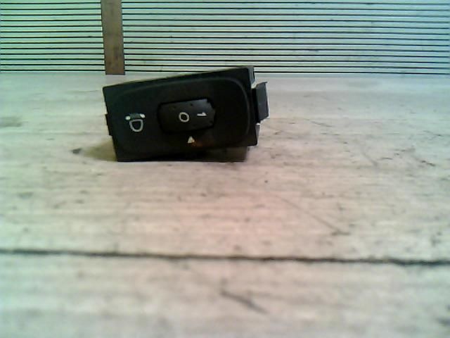 bontott RENAULT LAGUNA II Fényszórómagasság Állító Kapcsoló