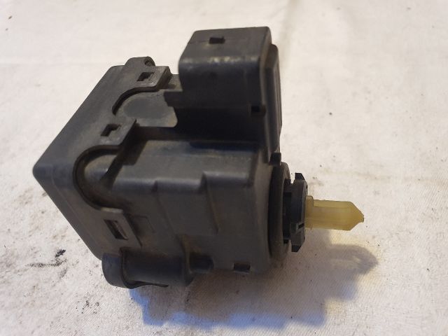 bontott RENAULT LAGUNA II Fényszórómagasság Állító Motor (Pozíciófüggetlen)