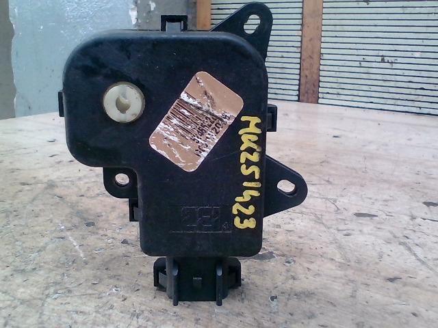 bontott RENAULT LAGUNA II Fűtés Állító Motor