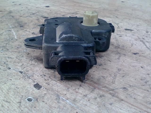 bontott RENAULT LAGUNA II Fűtés Állító Motor