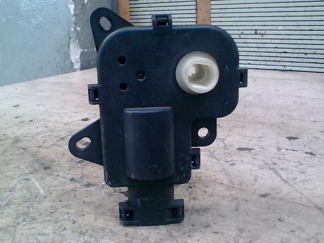 bontott RENAULT LAGUNA II Fűtés Állító Motor