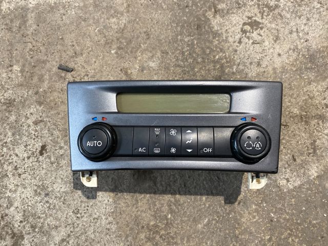 bontott RENAULT LAGUNA II Fűtéskapcsoló (digit klímás)