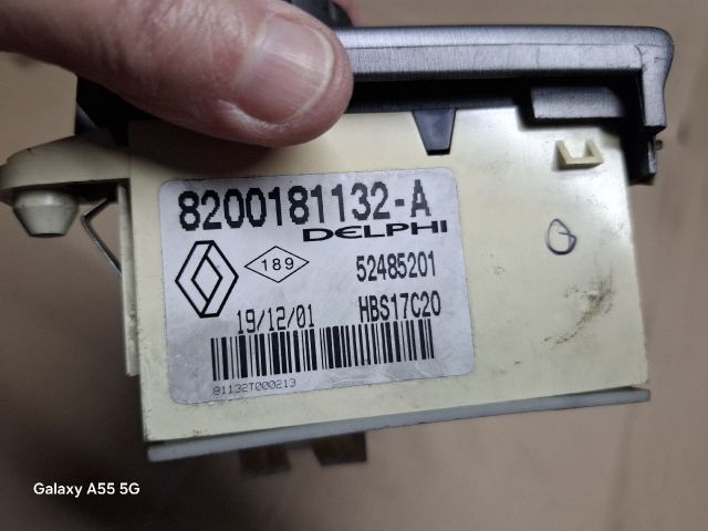 bontott RENAULT LAGUNA II Fűtéskapcsoló (digit klímás)