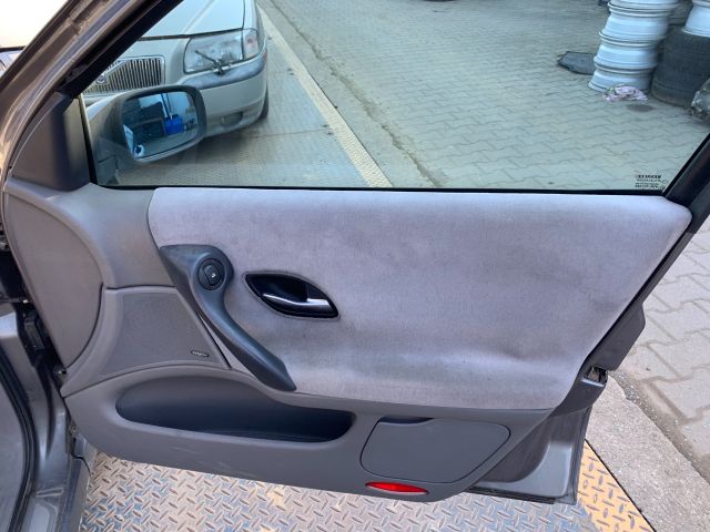 bontott RENAULT LAGUNA II Fűtéskapcsoló (digit klímás)