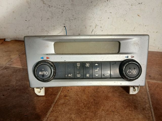 bontott RENAULT LAGUNA II Fűtéskapcsoló (digit klímás)