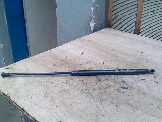 bontott RENAULT LAGUNA II Gázrugós Kitámasztó Teleszkóp Csomagtérajtó (Pozíciófüggetlen)