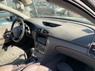 bontott RENAULT LAGUNA II Hátsó Lökhárító (Részeivel)