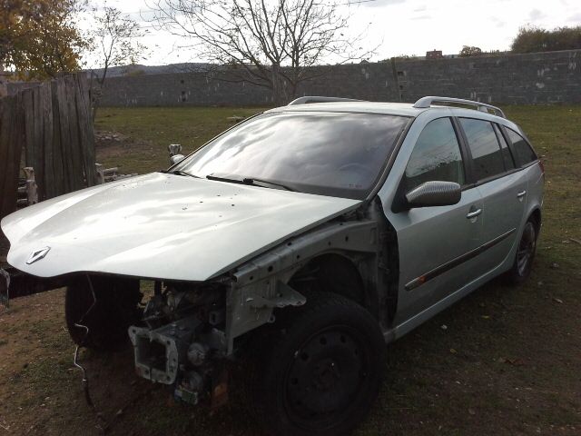 bontott RENAULT LAGUNA II Hátsó Szárny Légterelő