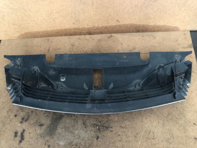 bontott RENAULT LAGUNA II Hűtőrács