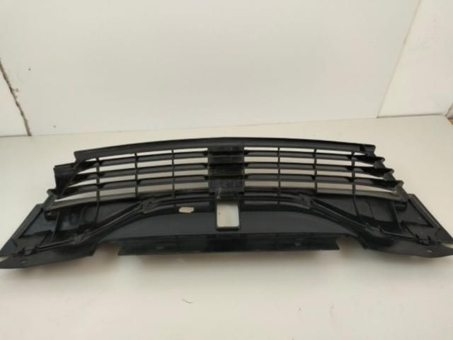 bontott RENAULT LAGUNA II Hűtőrács