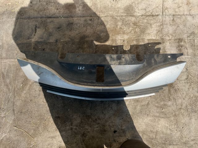 bontott RENAULT LAGUNA II Hűtőrács