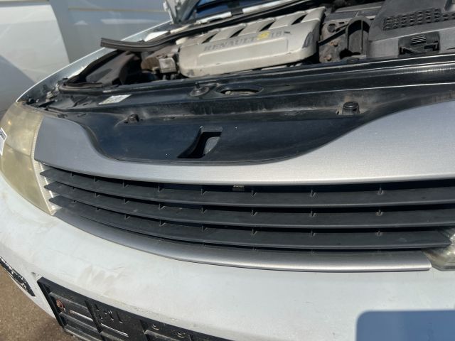 bontott RENAULT LAGUNA II Hűtőrács