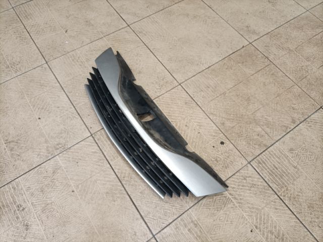 bontott RENAULT LAGUNA II Hűtőrács