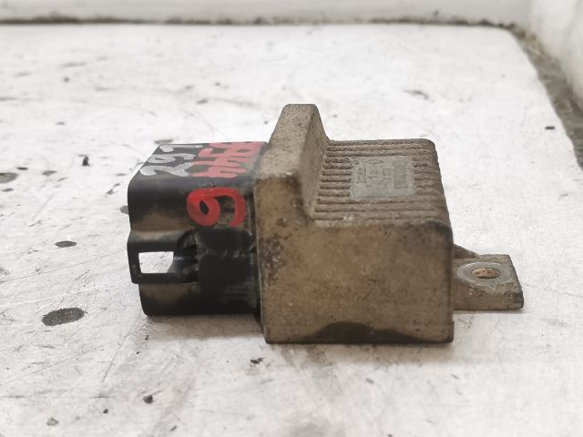 bontott RENAULT LAGUNA II Izzító Relé