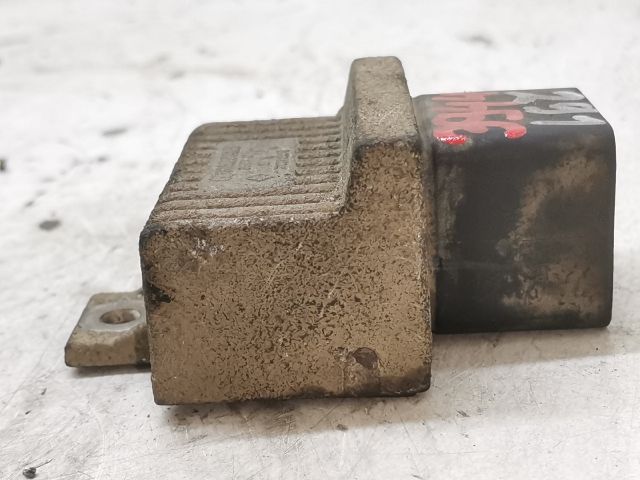 bontott RENAULT LAGUNA II Izzító Relé