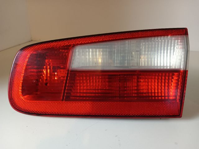 bontott RENAULT LAGUNA II Jobb Belső Hátsó Lámpa