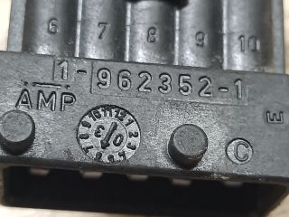 bontott RENAULT LAGUNA II Jobb első Ablakemelő Kapcsoló