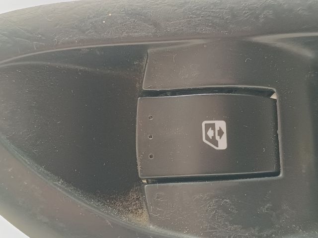 bontott RENAULT LAGUNA II Jobb első Ablakemelő Kapcsoló