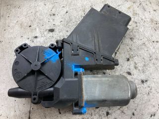 bontott RENAULT LAGUNA II Jobb első Ablakemelő Motor