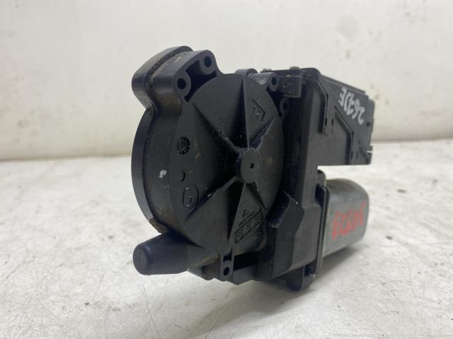bontott RENAULT LAGUNA II Jobb első Ablakemelő Motor