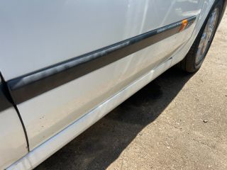 bontott RENAULT LAGUNA II Jobb első Ajtó (Üres lemez)