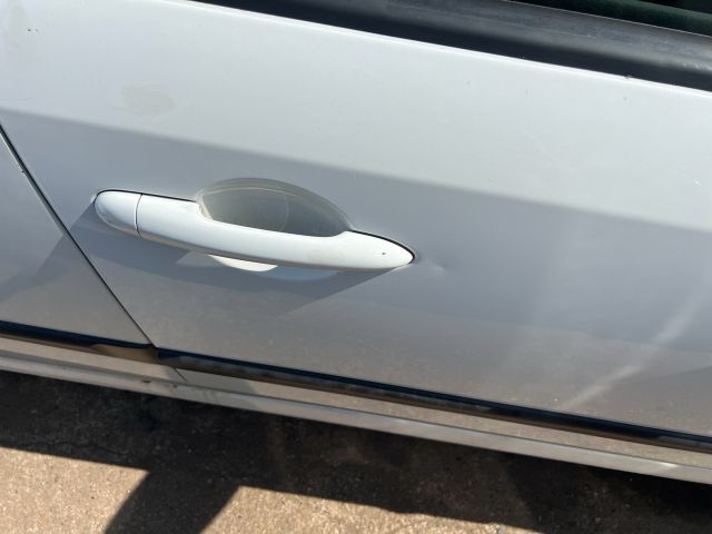 bontott RENAULT LAGUNA II Jobb első Ajtó (Üres lemez)