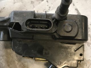 bontott RENAULT LAGUNA II Jobb első Ajtózár