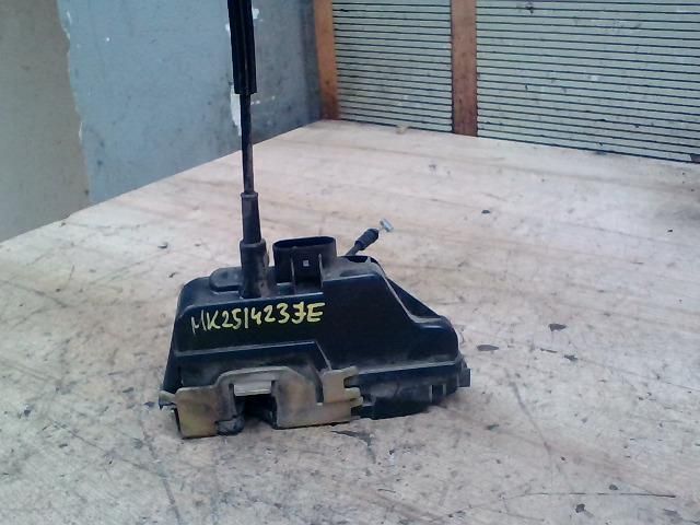 bontott RENAULT LAGUNA II Jobb első Ajtózár