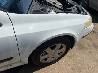 bontott RENAULT LAGUNA II Jobb első Sárvédő