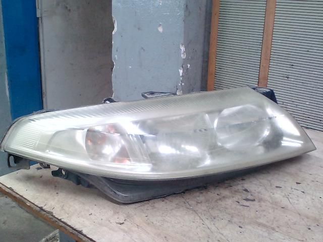 bontott RENAULT LAGUNA II Jobb Fényszóró