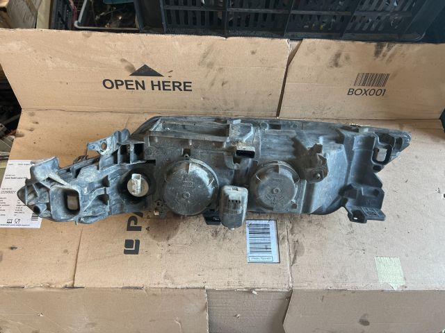 bontott RENAULT LAGUNA II Jobb Fényszóró