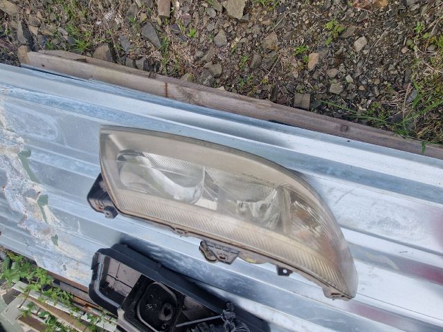 bontott RENAULT LAGUNA II Jobb Fényszóró