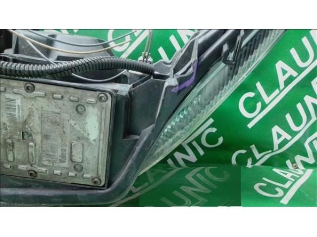 bontott RENAULT LAGUNA II Jobb Fényszóró