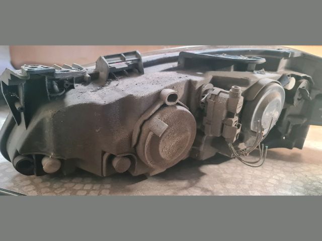 bontott RENAULT LAGUNA II Jobb Fényszóró