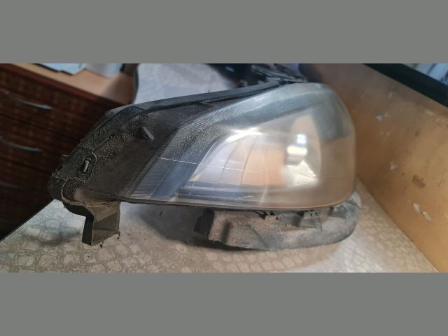 bontott RENAULT LAGUNA II Jobb Fényszóró