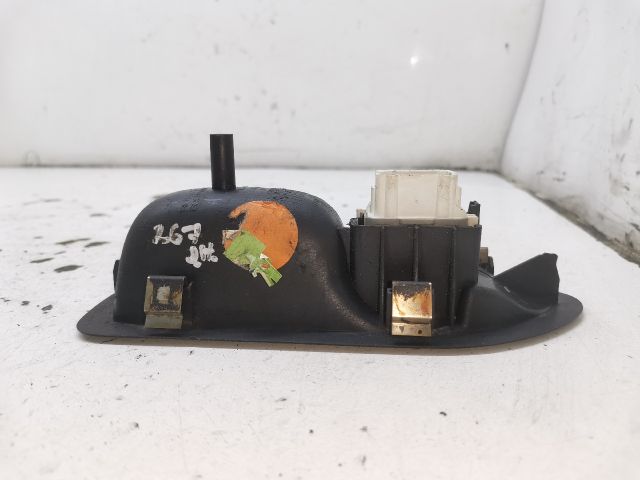 bontott RENAULT LAGUNA II Jobb hátsó Ablakemelő Kapcsoló