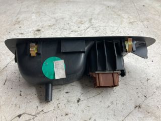 bontott RENAULT LAGUNA II Jobb hátsó Ablakemelő Kapcsoló