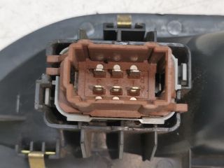bontott RENAULT LAGUNA II Jobb hátsó Ablakemelő Kapcsoló