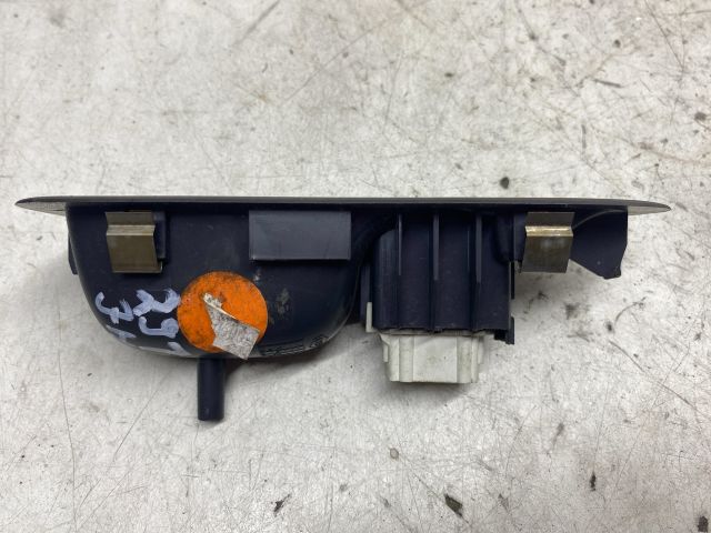 bontott RENAULT LAGUNA II Jobb hátsó Ablakemelő Kapcsoló