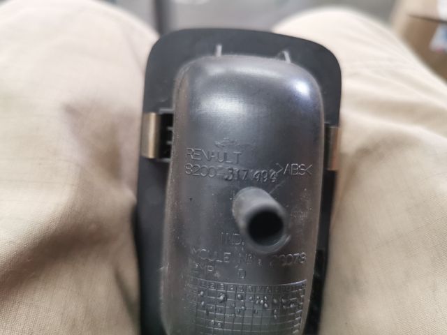 bontott RENAULT LAGUNA II Jobb hátsó Ablakemelő Kapcsoló