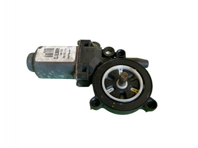 bontott RENAULT LAGUNA II Jobb hátsó Ablakemelő Motor