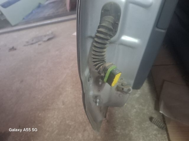 bontott RENAULT LAGUNA II Jobb hátsó Ajtó (Részeivel)