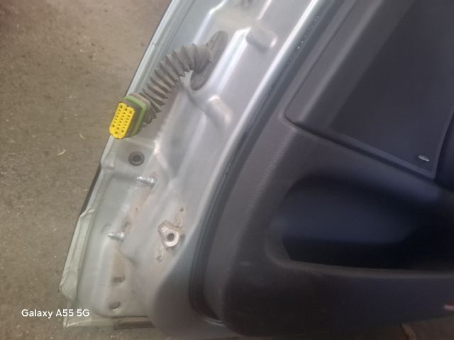 bontott RENAULT LAGUNA II Jobb hátsó Ajtó (Részeivel)